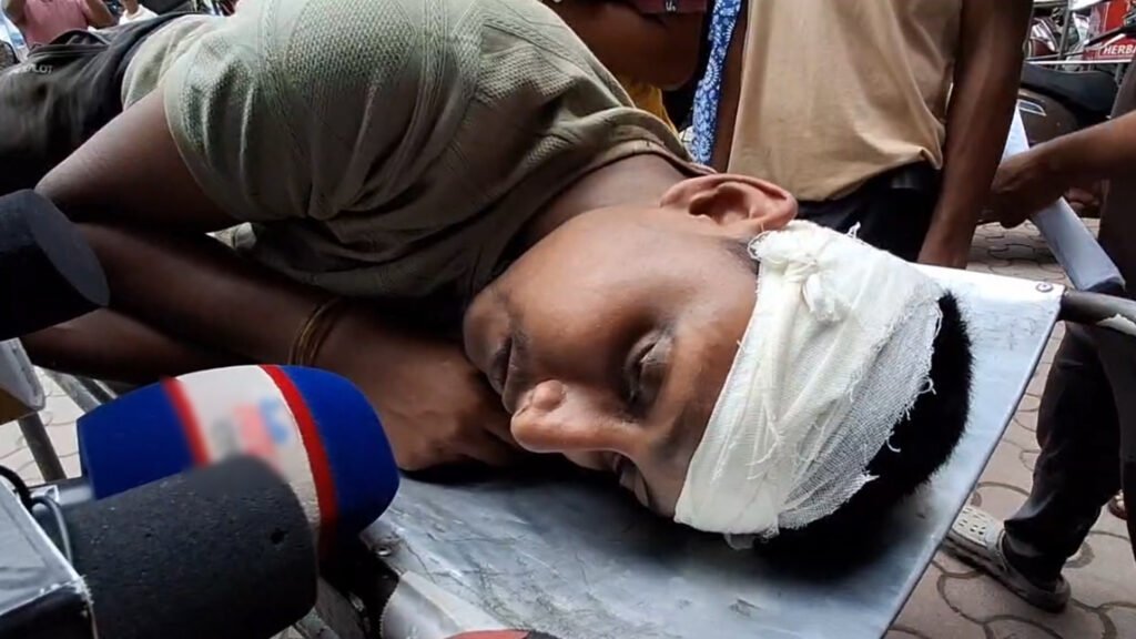 ভর্তি প্রক্রিয়াকে কেন্দ্র করে ফের উত্তপ্ত হয়ে উঠল শিলিগুড়ি কলেজ চত্বর।