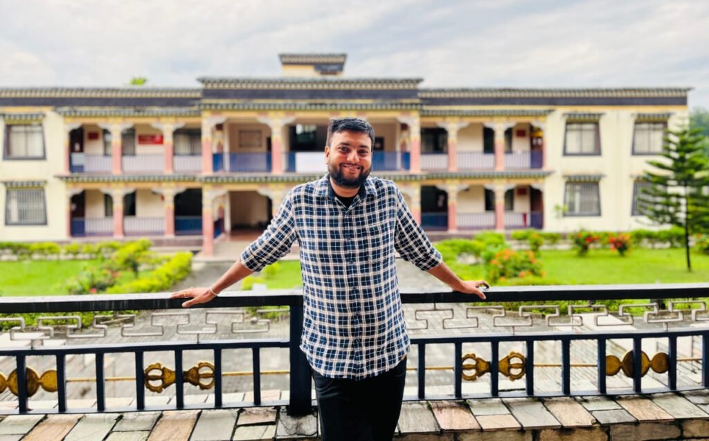 শিলিগুড়িতে মর্মান্তিক পথ দুর্ঘটনায় মৃত এক যুবক