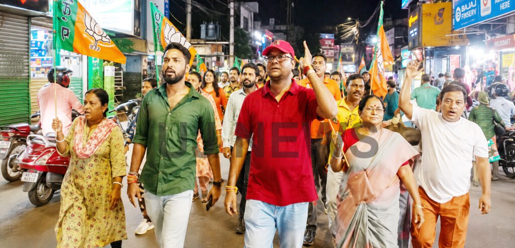 হায়দারপাড়ায় বিরিয়ানি দোকানের ঘটনা ঘিরে উত্তেজনা, পৃথক মিছিল সিপিআইএম ও বিজেপির