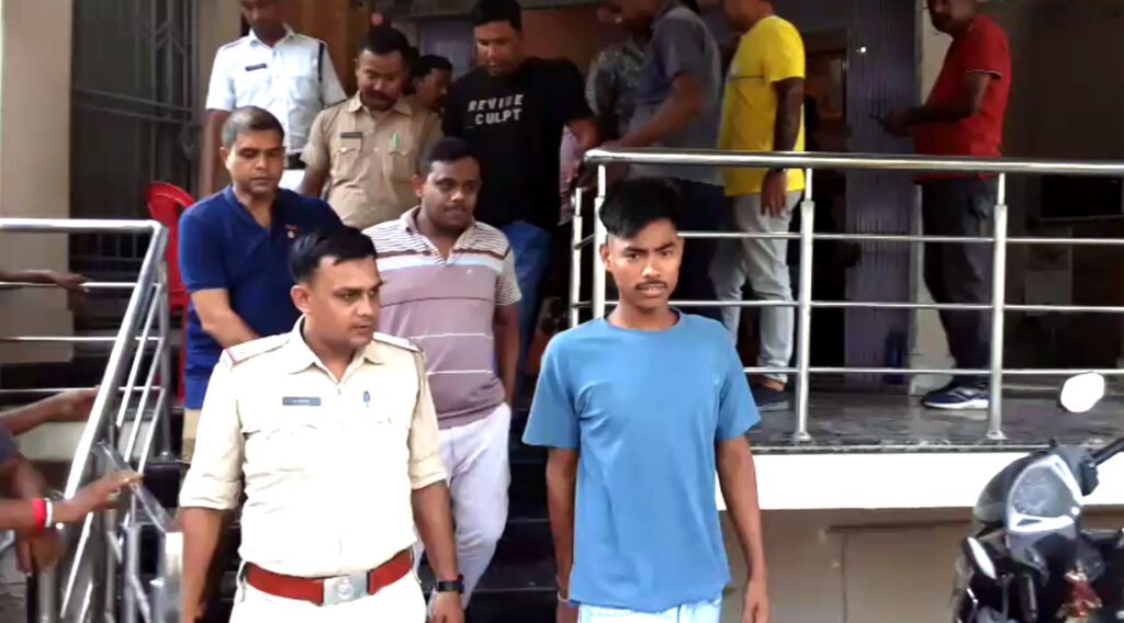 কোচবিহারে চিকিৎসকের বাড়ি থেকে সোনা চুরির অভিযোগে শিলিগুড়ি থেকে গ্রেফতার এক