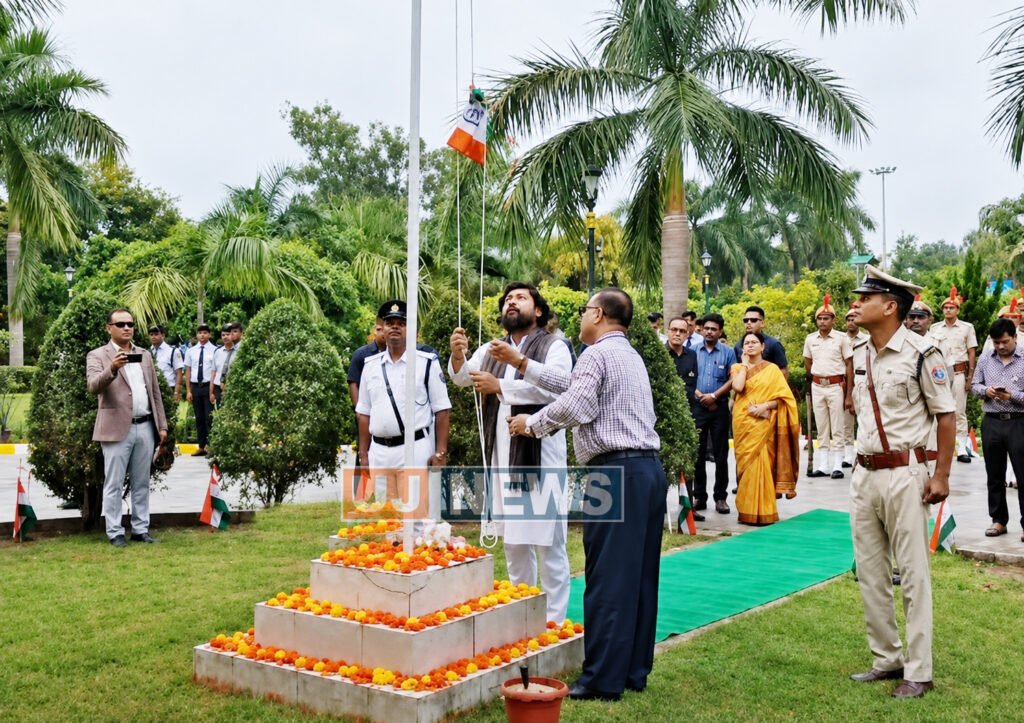 উত্তরকন্যায় প্রথমবার মন্ত্রীর হাতে জাতীয় পতাকা, বদলের বার্তা নীশিথ প্রামাণিকের