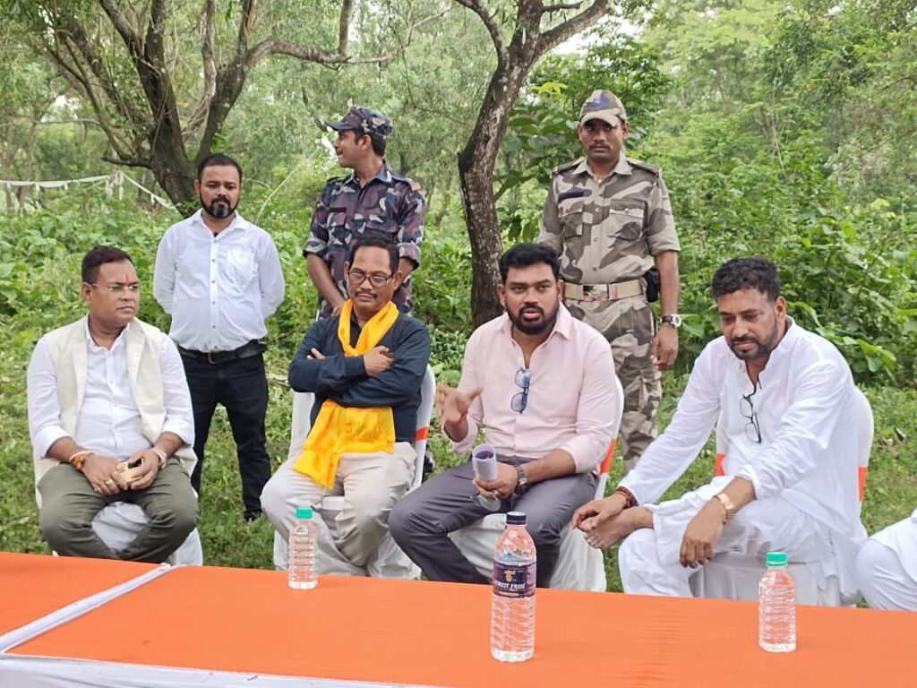 ডাবগ্রাম-ফুলবাড়ীতে তৈরি হতে চলেছে ইকো ট্যুরিজম পার্ক, পরিদর্শনে বনমন্ত্রী