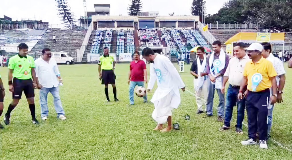 শিলিগুড়ি বিবেকানন্দ বিদ্যালয়ের হীরক জয়ন্তী বর্ষে আন্তঃবিদ্যালয় ফুটবল টুর্নামেন্ট
